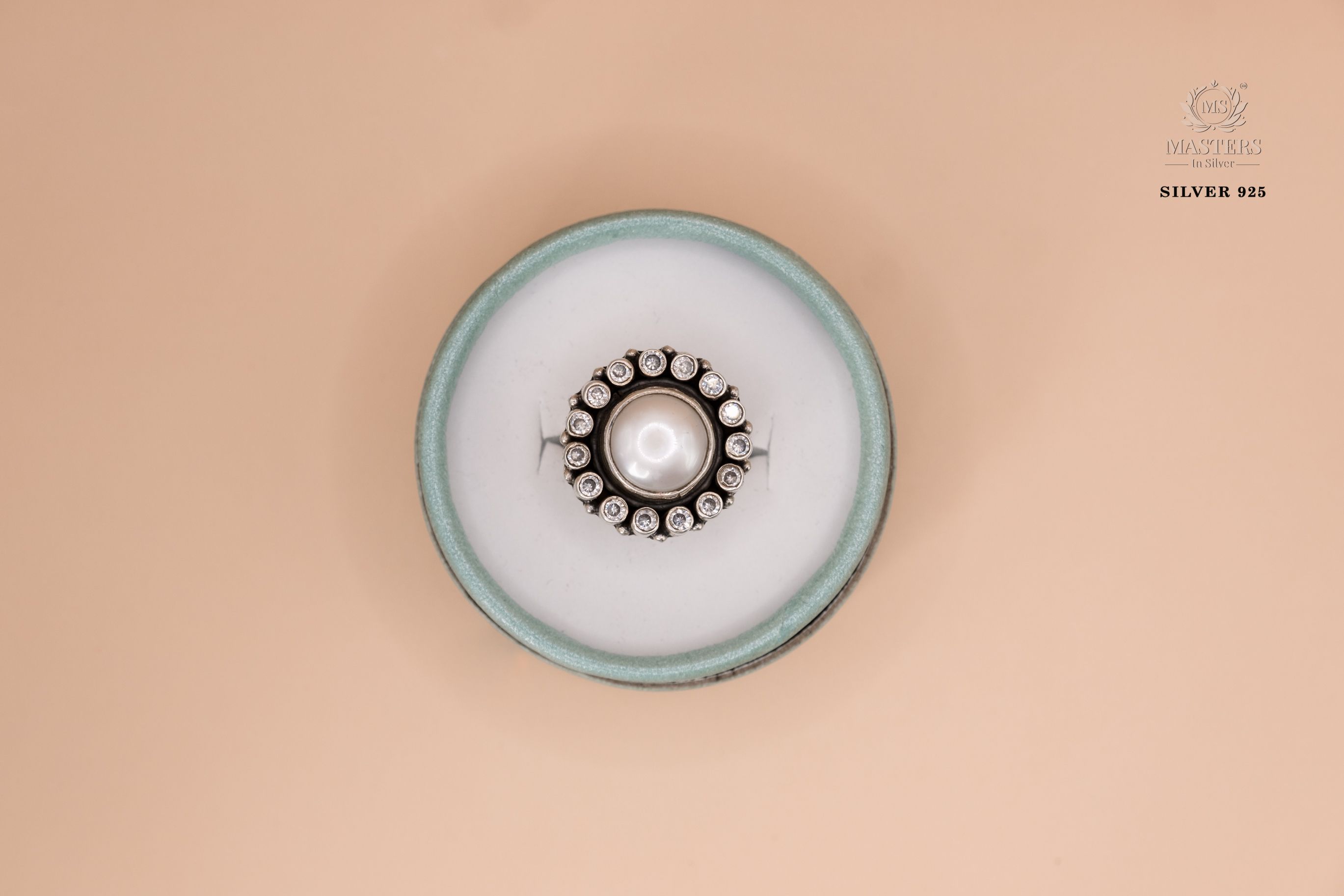 RINGS OXIDISED ( pearl ) CUT-STONES