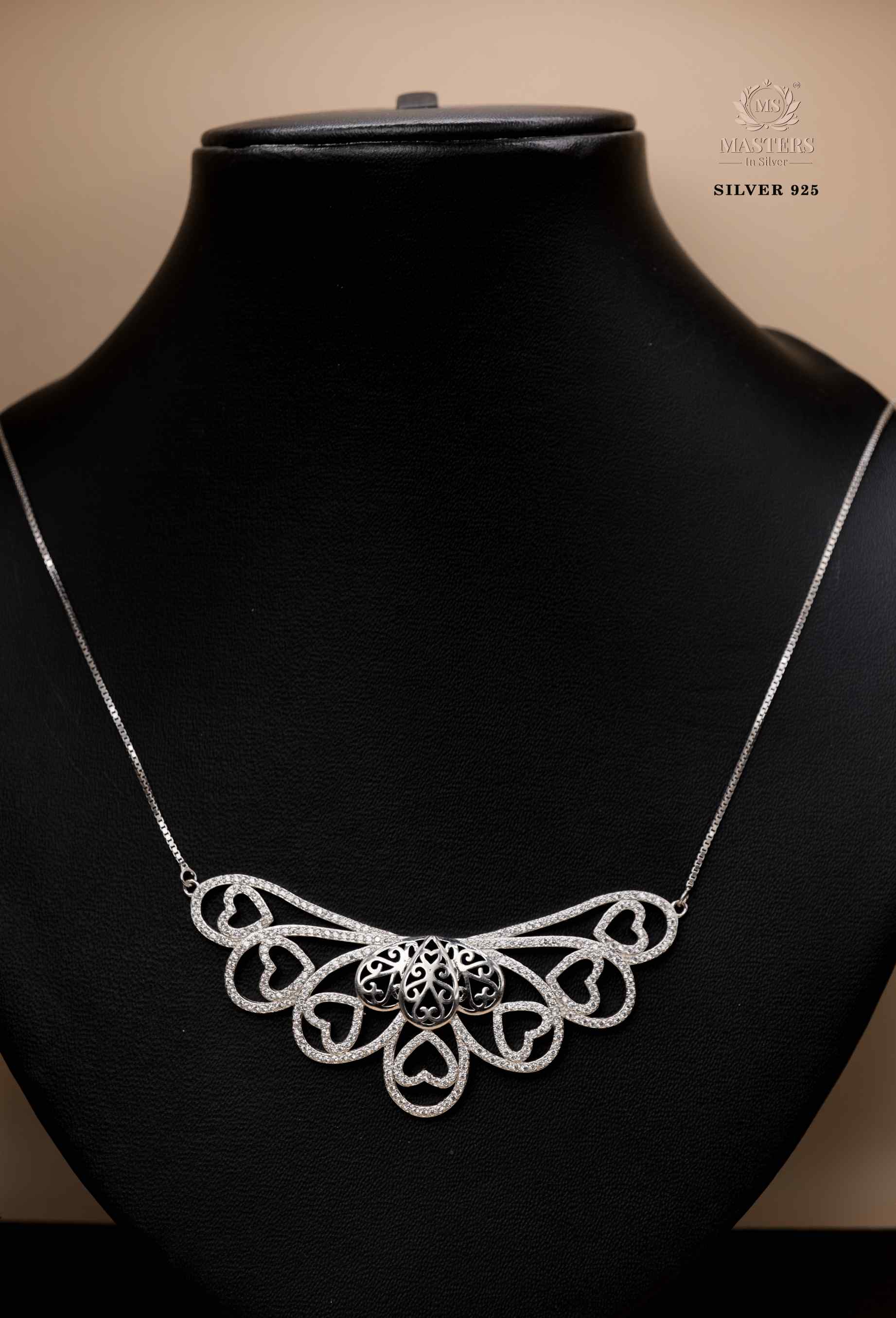 MANGALSUTRA BIG PENDANT SHINING DIAMONDS TYPE
